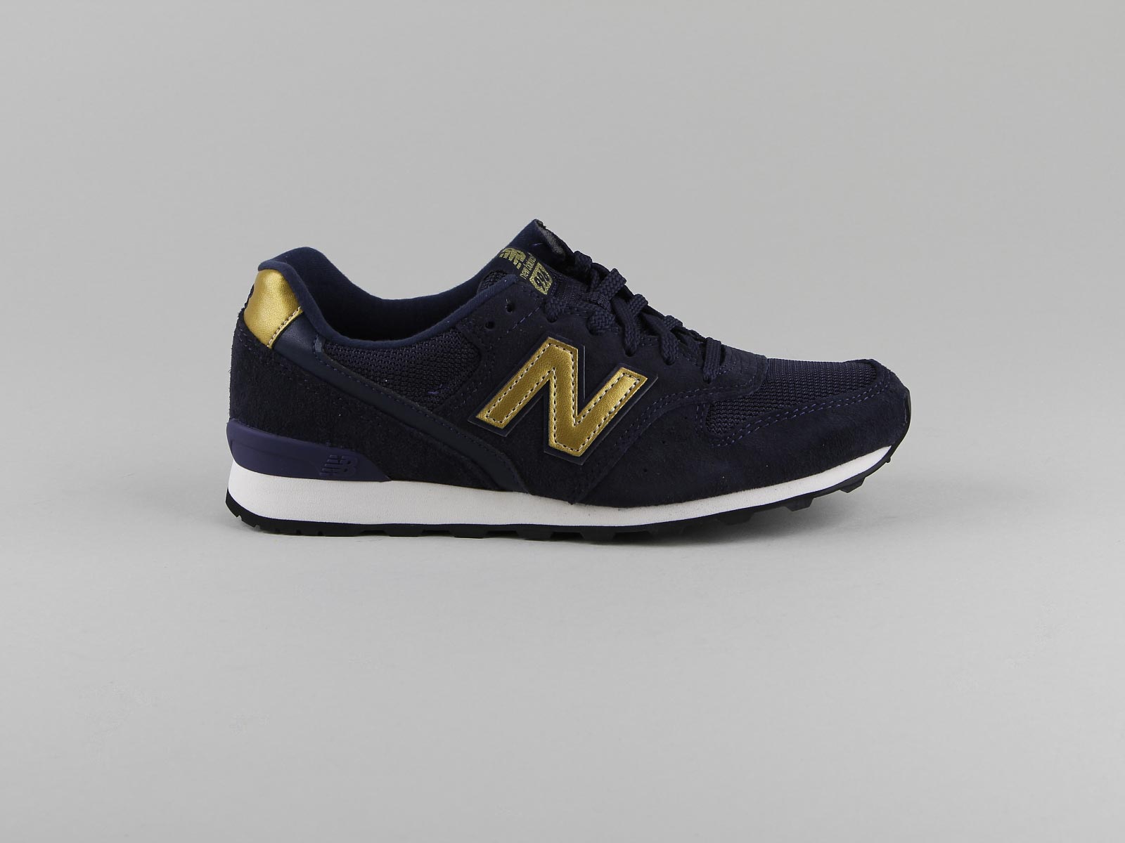 new balance bleu marine et doré